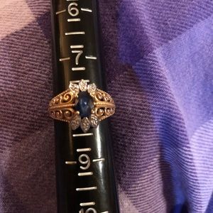 Antique Blue Topaz Ring 10 Kt gold